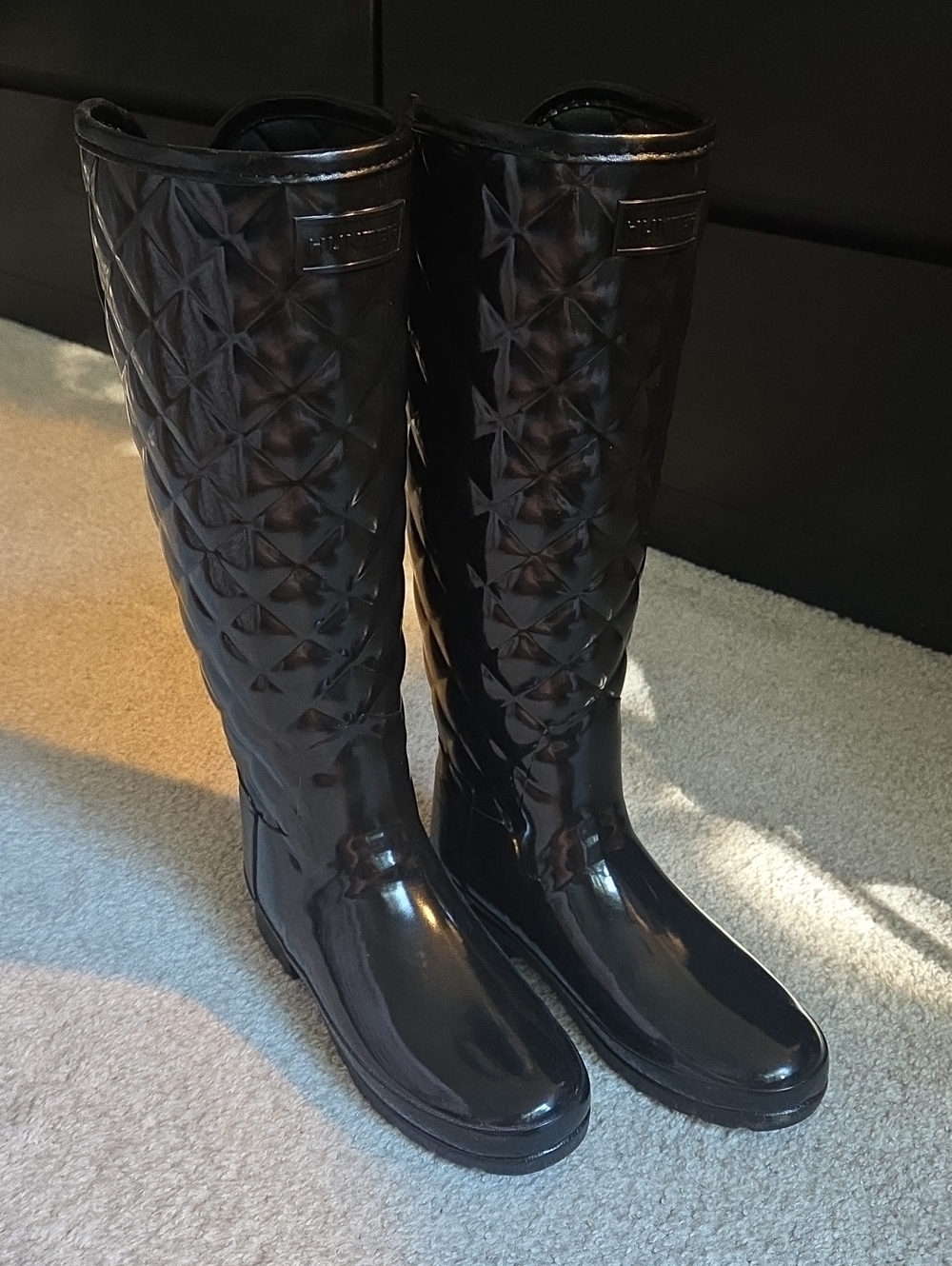 Hunter Refined Gloss Quilted Rain Boots In Black